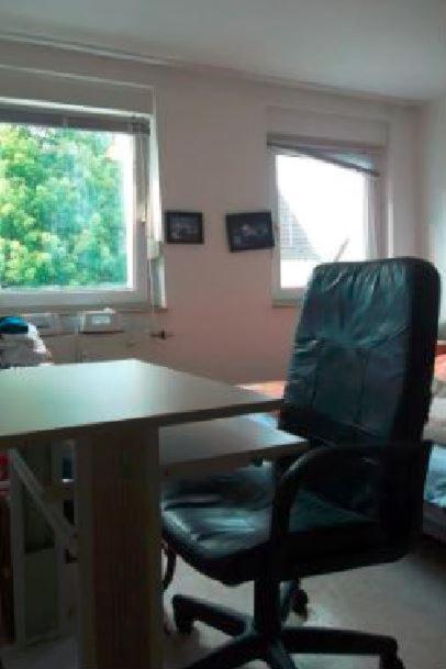 Duesseldorf - Separates, Privates Zimmer Eksteriør billede